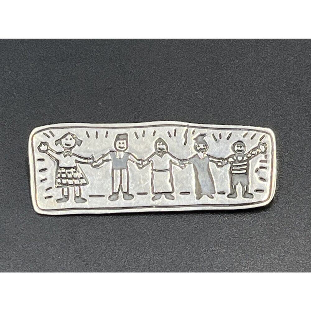 E.F.S. MEXICO 925 Silver - Vintage Save‎ the Children/ Holding Hands Brooch Pin